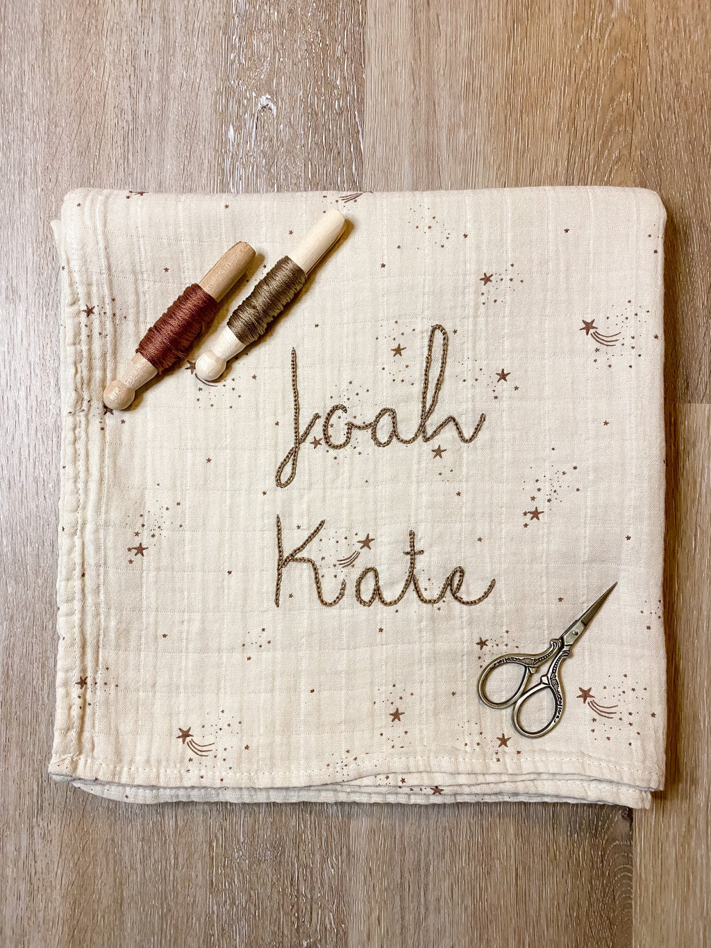 Personalized Hand Embroidered Baby Swaddle | organic cotton swaddle | baby gift | baby blanket | name announcement | newborn photos | muslin
