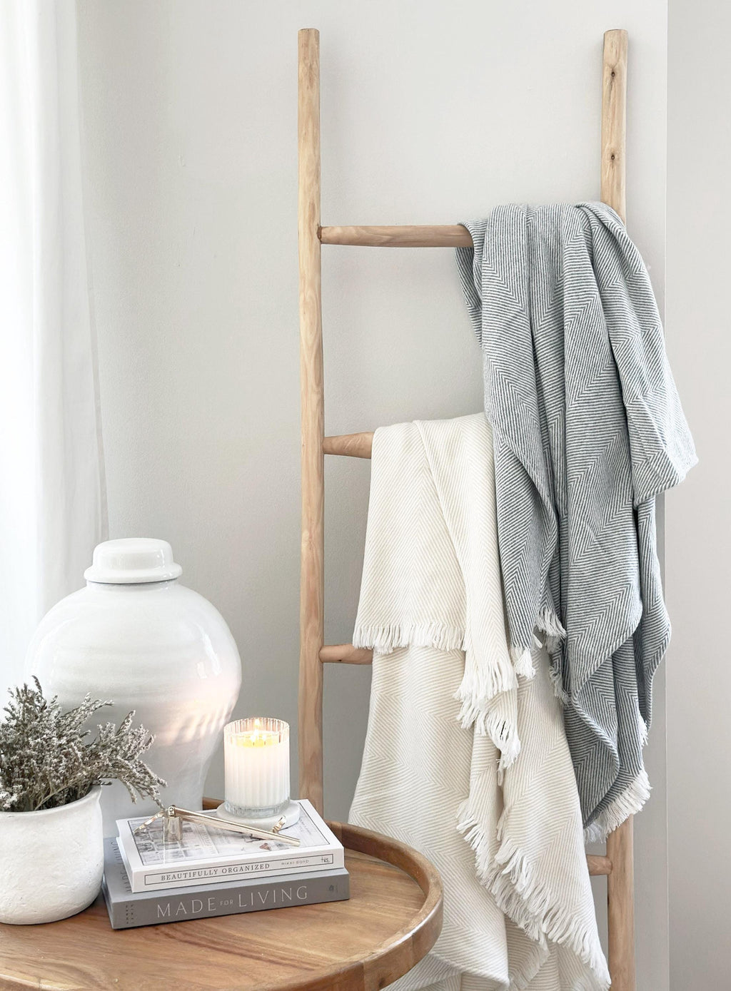 Herringbone Throw Blanket | Classic Chevron Pattern, Soft Lightweight Throw, Home Comfort | Neutral Palette, 60"x72"